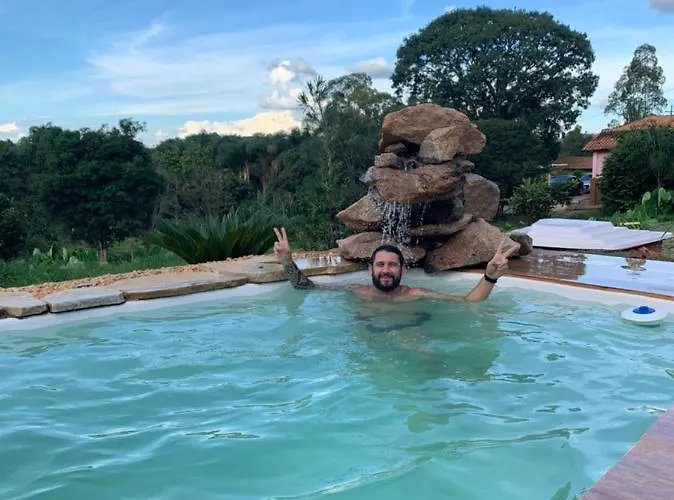 Rancho dos Pássaros Amarelos