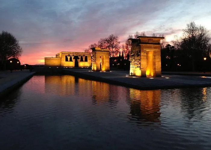 B&B: Fuencarral Barcelo Apartaments Parking Tph