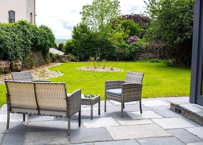 Dingle Garden Townhouse