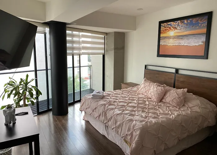  Chicago House