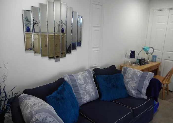 The Blue Room Luxury Suite