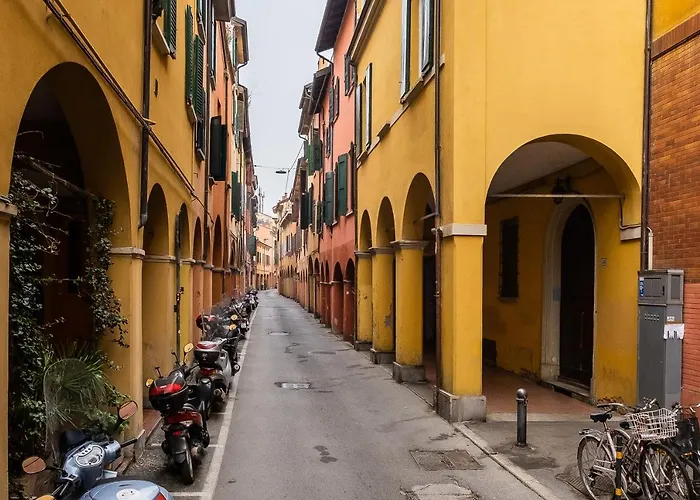  Sotto I Portici Di