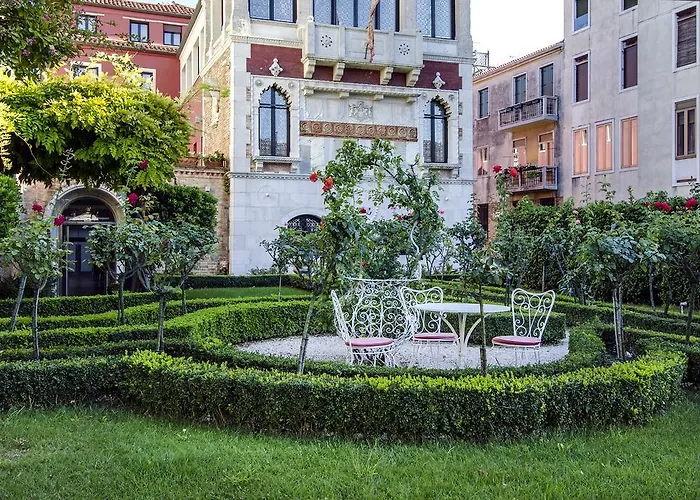 Resort: Ca' Nigra Lagoon Resort (Adults Only)