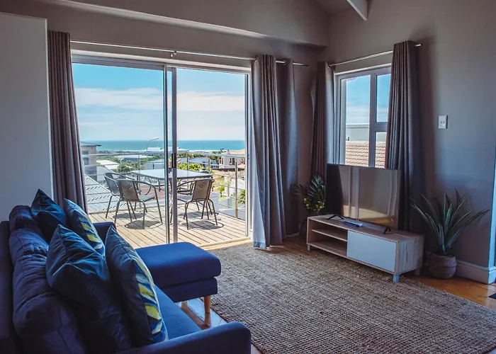 Vacation rental: Harbour Cottages, Humewood