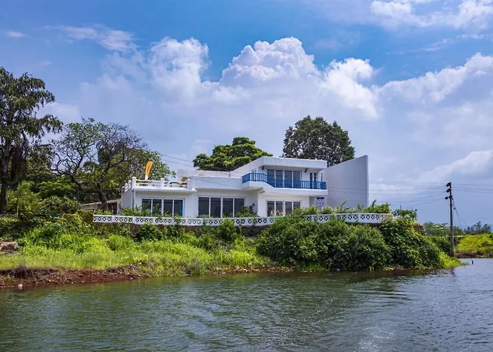 Villa: Saffronstays Kairos Athena, Karjat - Greek Style Pool Villa Near Camp Max