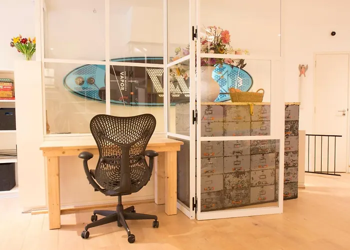 Flo'S Atelier - Family Studio Note Studio Is Adjacent To Flo'S Apartment