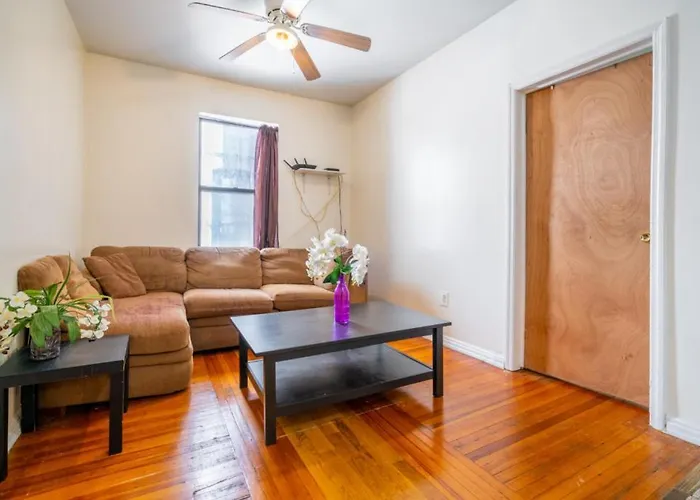 Eastern Parkway Guest House