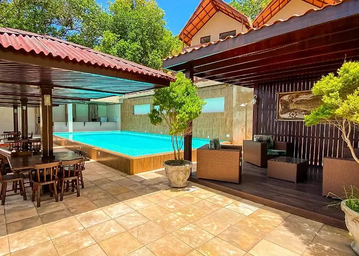 Aruana Chales