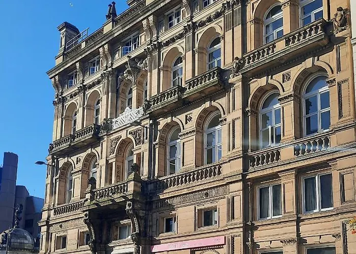  62 Castle Street