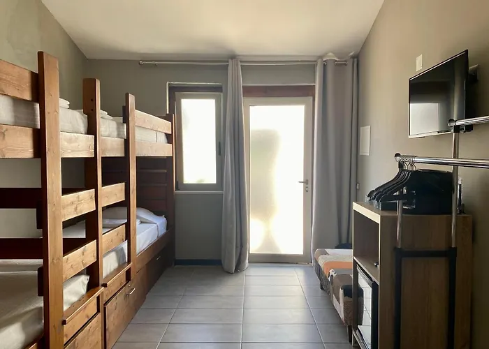 Lost & Found - Guesthouse & Suites