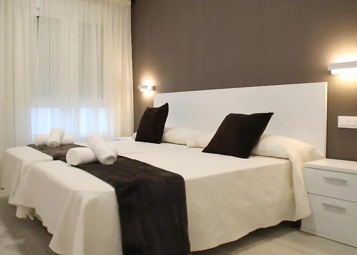 Baixo A Lua Rooming