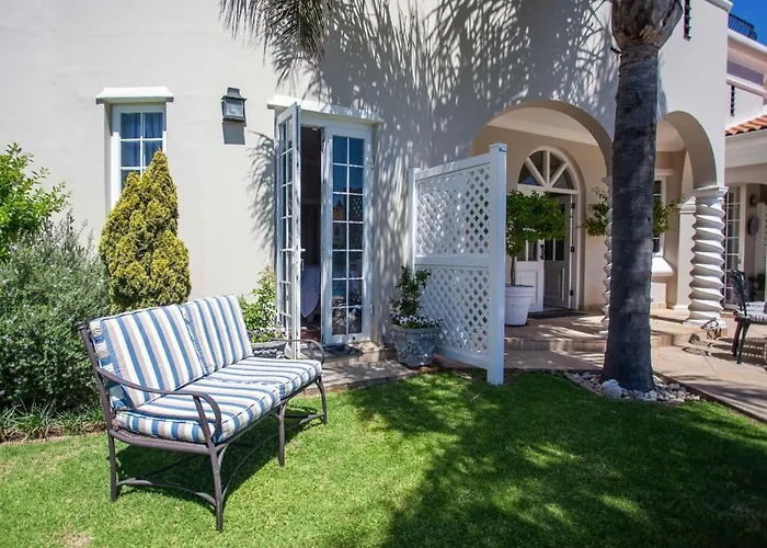 Hotel: No 4 Boutique Beach House