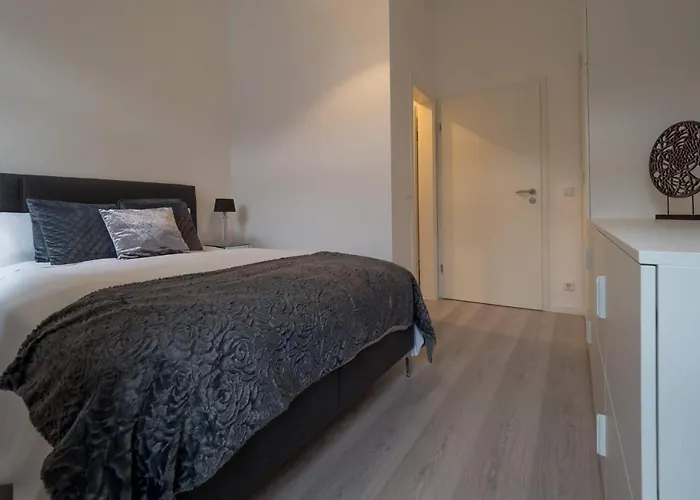 Executive Double Room With En-Suite In Guest House City Centre R4