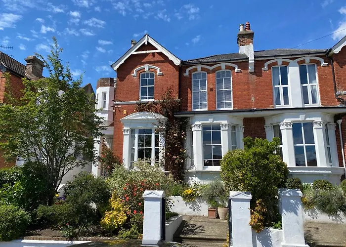 Anne'S House