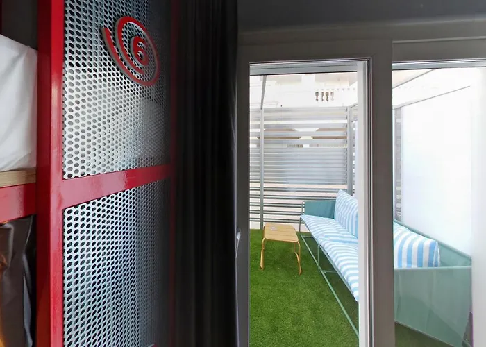 Konk Hostel