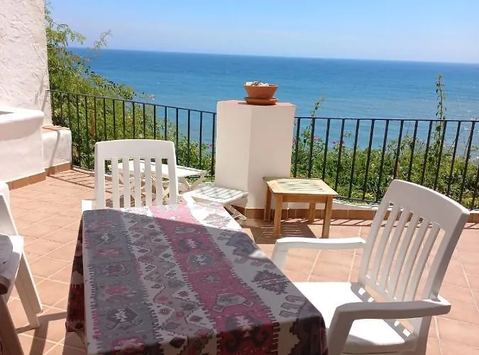  Casita Blanca