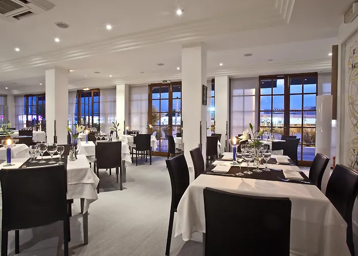 Pet Friendly hotel: Ocean Drive Ibiza