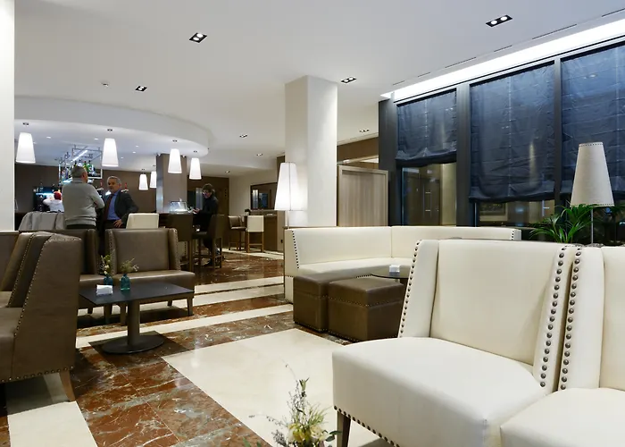 Hotel de lujo: Hotel Pedro I De Aragon 4 Estrellas SUPERIOR