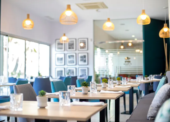 Resort: El Plantio Golf Resort