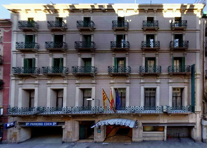 Resort: Gaudi Hotel