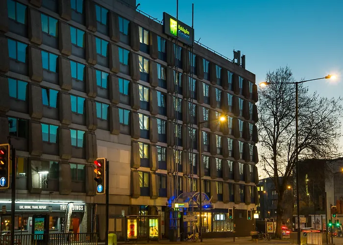 Apartment: Holiday Inn Express Bristol City Centre By Ihg