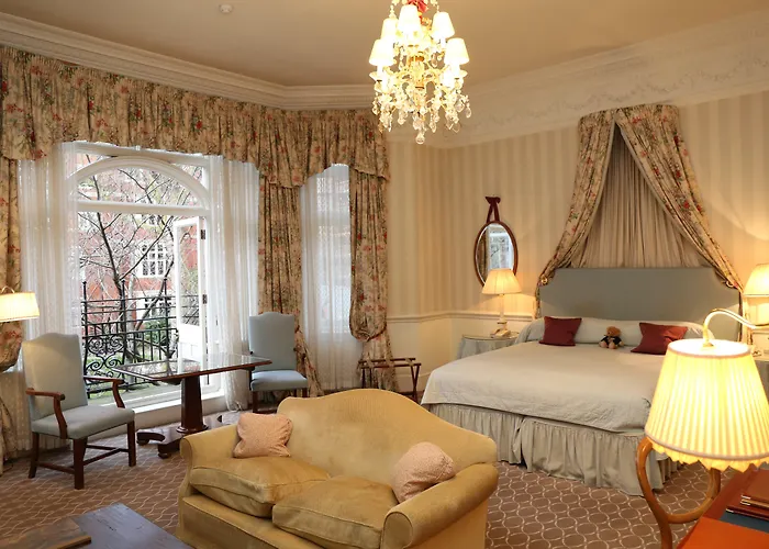 Hotel with view: The Chelsea Townhouse