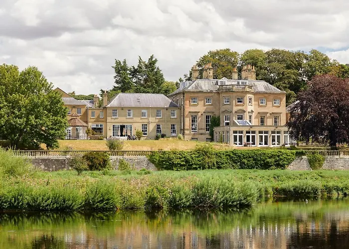 Ednam House