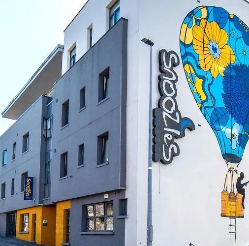Hostel: Snoozles Galway City Centre