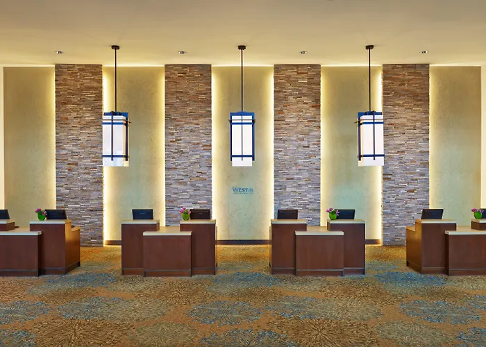 Hotel with Tennis: The Westin Boston Seaport District