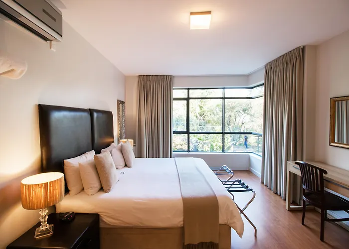 Apart hotel: The Glen Apartments