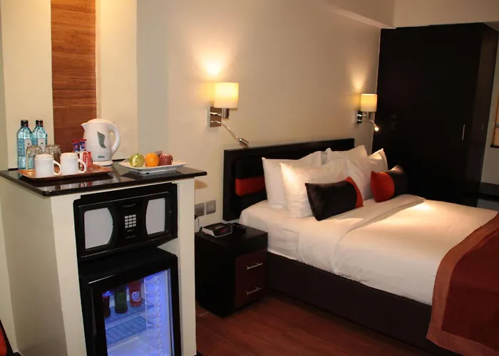 Central hotel: Best Western Plus Meridian Hotel