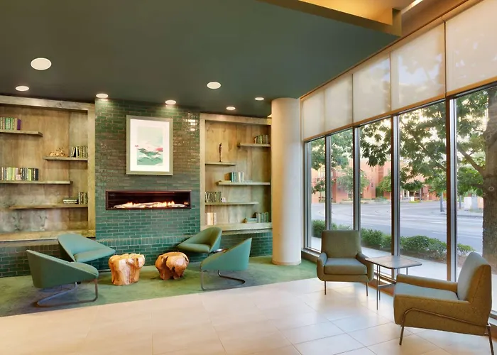 Dog friendly hotels Hyatt House Portland / Downtown