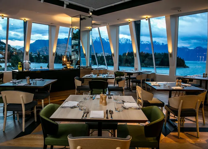 Luxury hotel only: Qt Queenstown