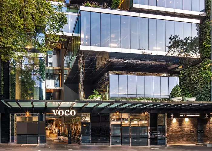 Hotel near College: Voco Melbourne Central