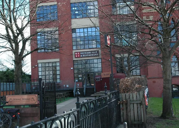Pet Friendly hotel: The Nelson - Spacious City Property And Free Parking