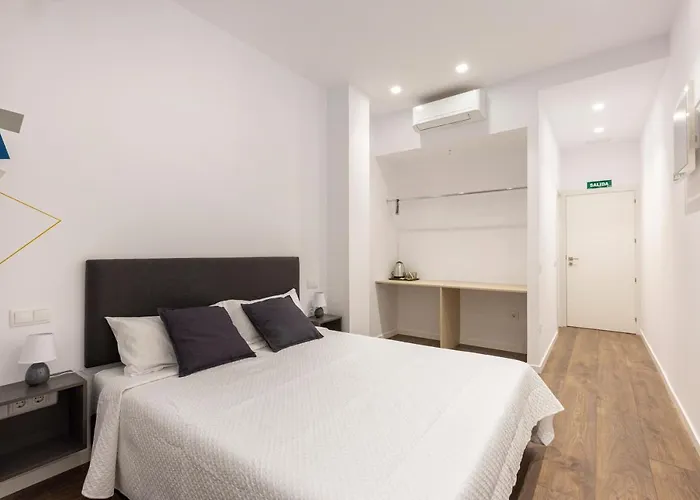 Ronda9 Central Suites