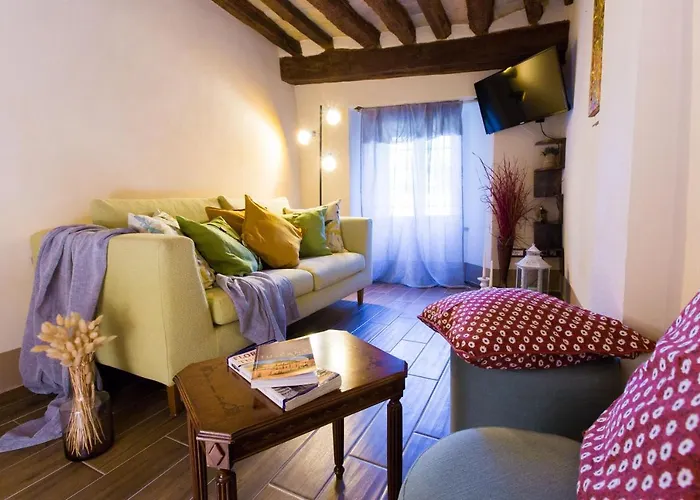 Mainardi 16 Central Charming - Parking Included