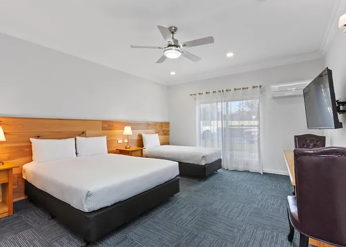 4 star hotel: The International Motel Apollo Bay