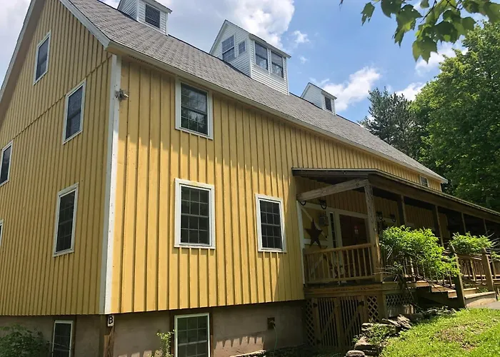 Yellow Barn Estate