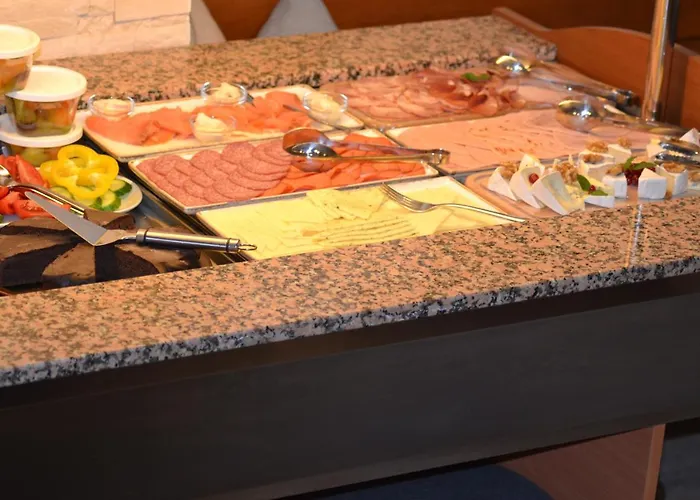 Gaestehaus Und Cafe Zur Silbernen Kanne
