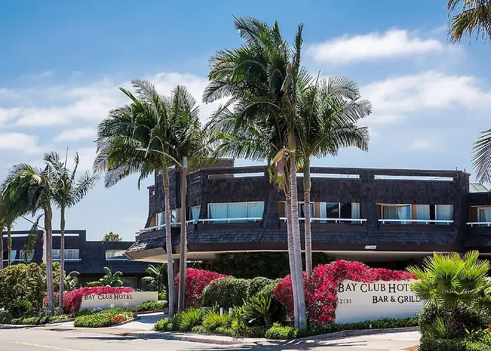 Bay Club And Marina