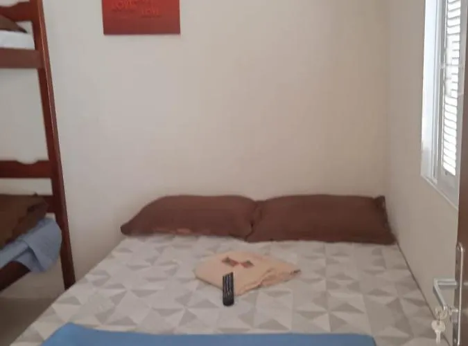 Apart 2 Suites Pelinca