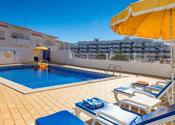 Hotel com parque aquático: Apartamentos Carruna