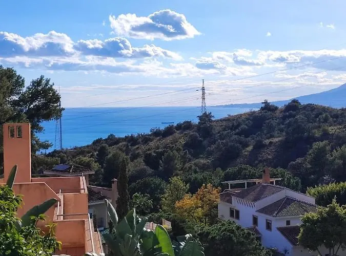 Aguilas Club - Guest House