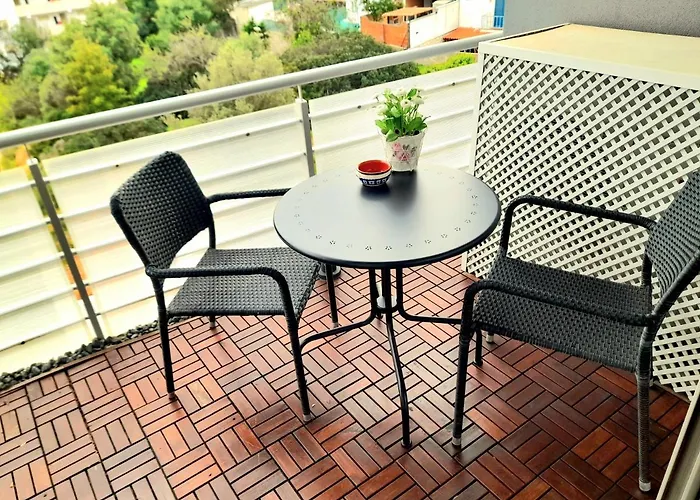 Sunhouse Room