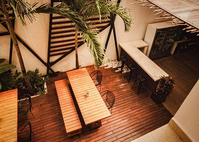 Nomads & Rooftop Pool Cancun
