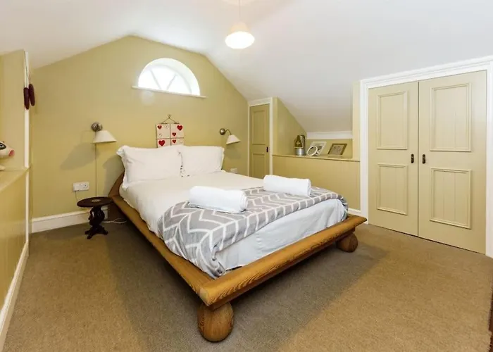 Pet Friendly hotel: Chapel Cottage