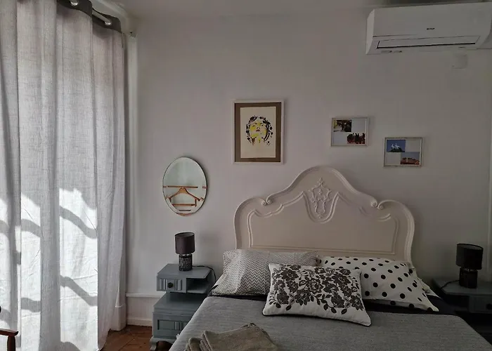 The Aqueduct Guesthouse