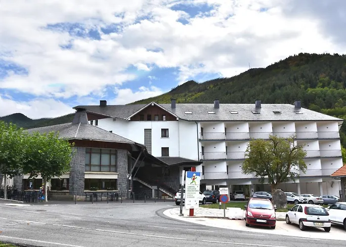 Hotel y Apartamentos SNÖ Isaba