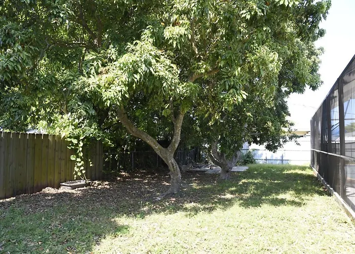 Pool Villa: Airbnb Rental